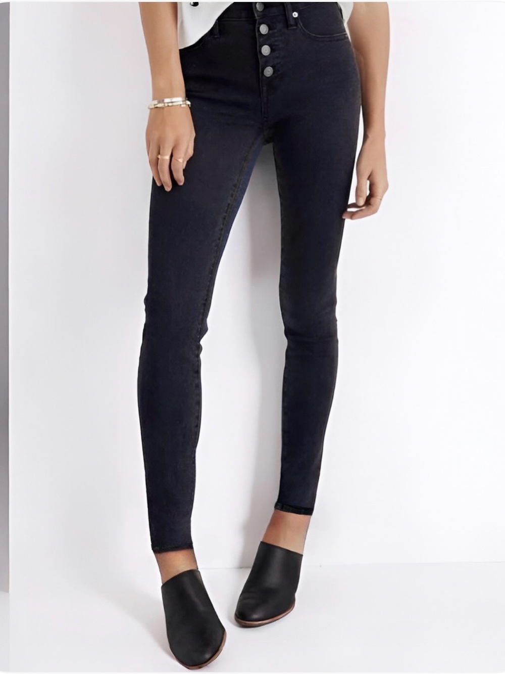 Women’s Madewell Mid-Rise Skinny Jeans in Berkeley Black Size 26